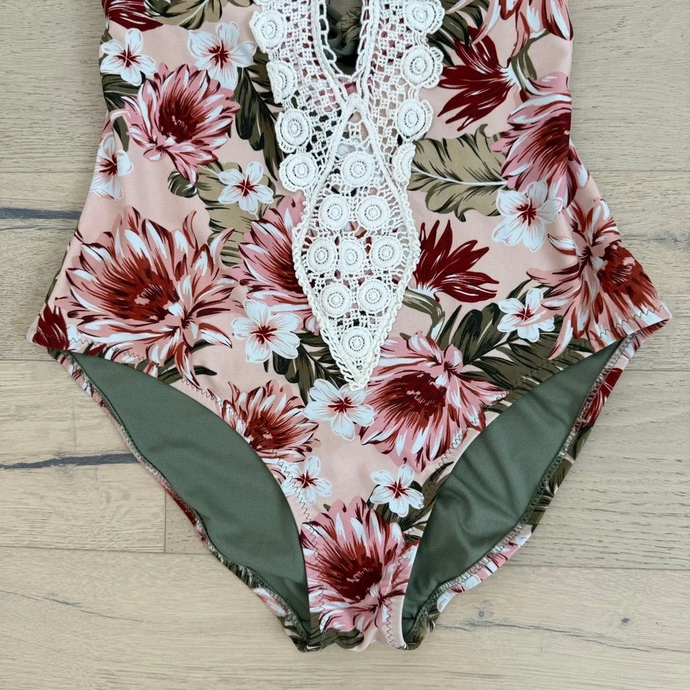 Kona Sol tropical floral